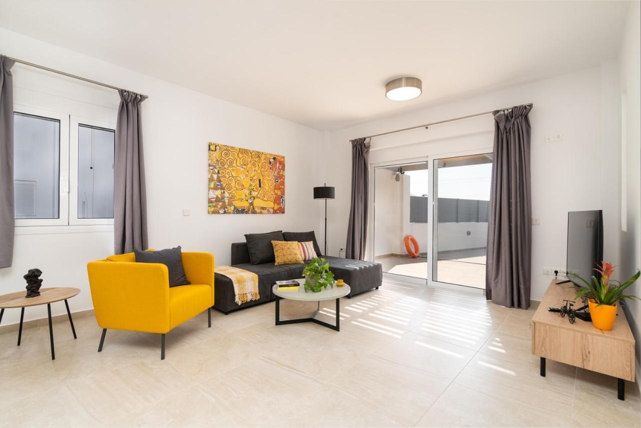 South Beach Villas Генади Екстериор снимка