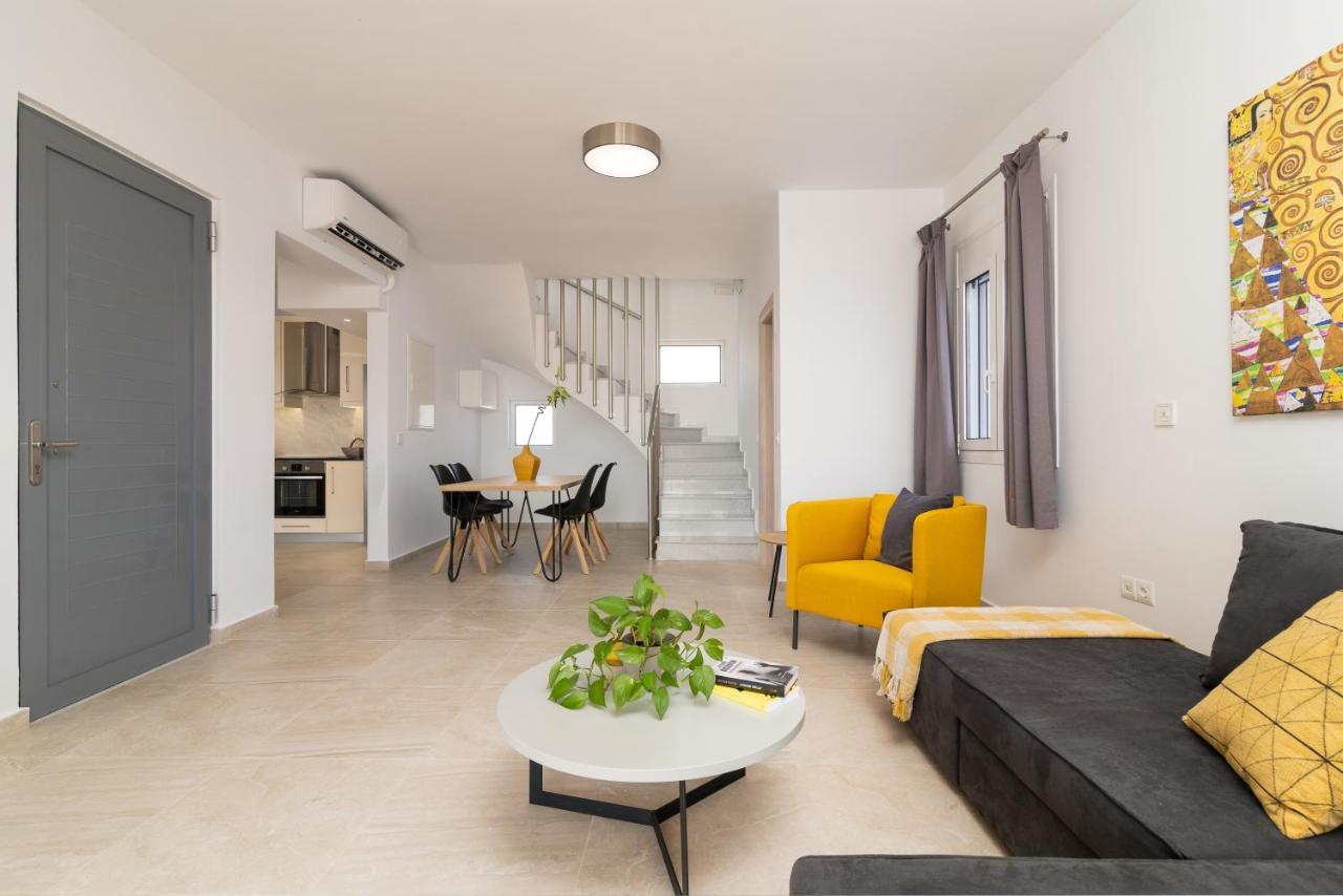 South Beach Villas Генади Екстериор снимка
