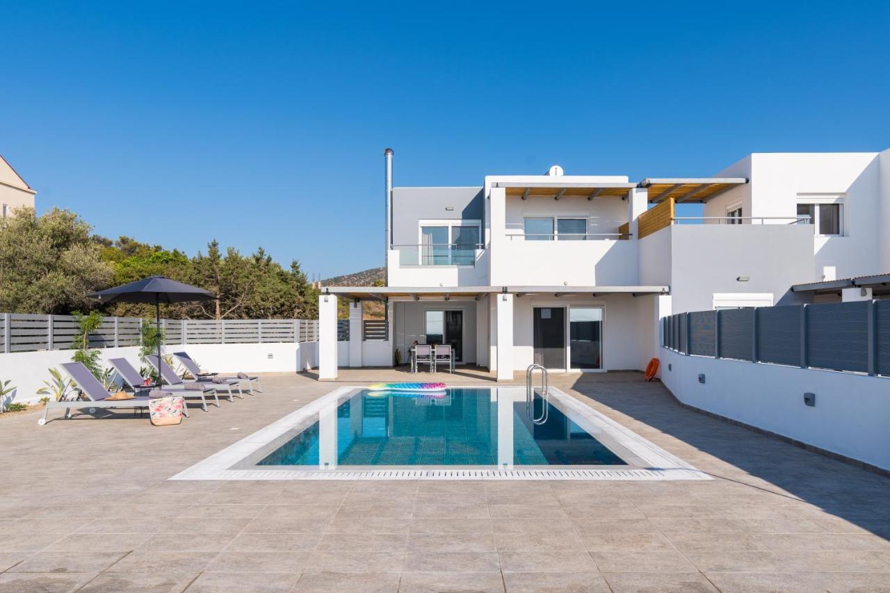 South Beach Villas Генади Екстериор снимка